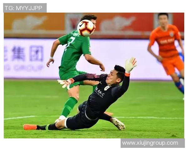 足球明星射门时的夸张表情大揭秘引发球迷热议与欢笑